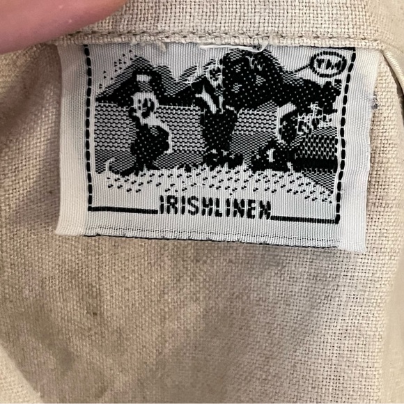 Vintage 90s Y2K Richard Malcolm tan embroidered Irish Linen button front shirt - Picture 5 of 12